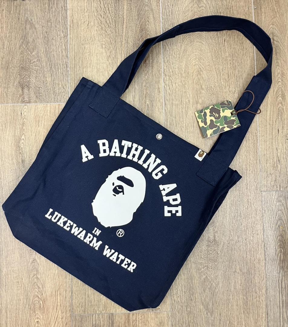 ☆未使用品☆A BATHING APE カレッジロゴ トートバッグ｜販売 SALE